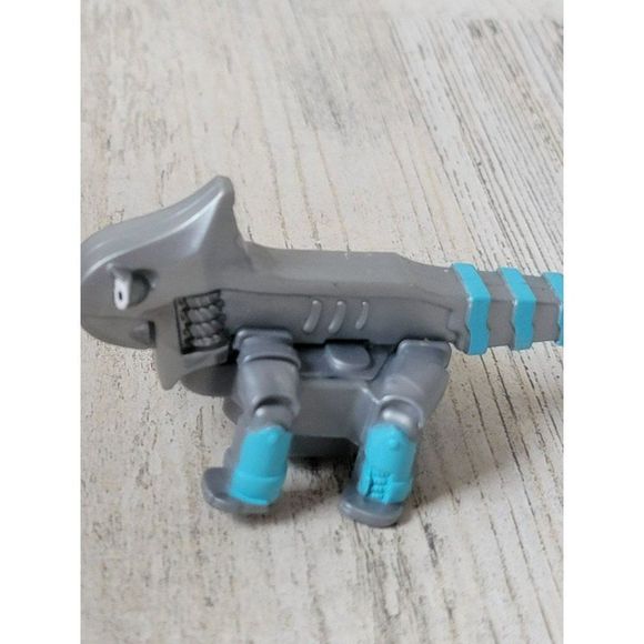 Lizard robot blue stripped Mattel rollerball 2015 toy figure - Picture 2 of 5